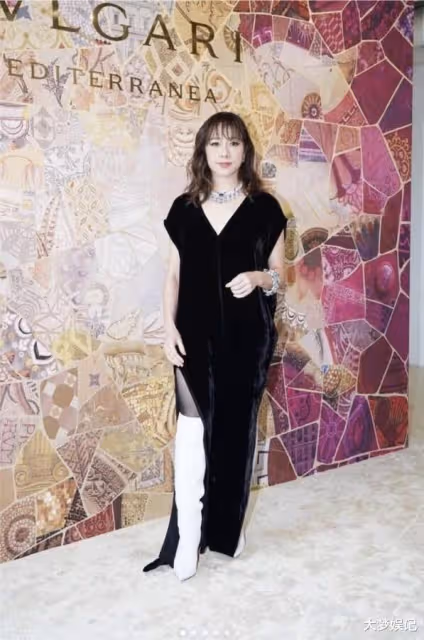 女神級影后離婚後模樣全變！45歲近況曝光，網友全看呆
