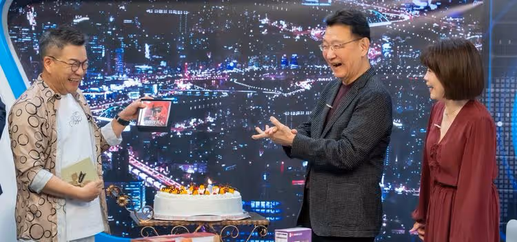沈玉琳探班趙少康送祝福　曝下半年將推饒舌新單曲