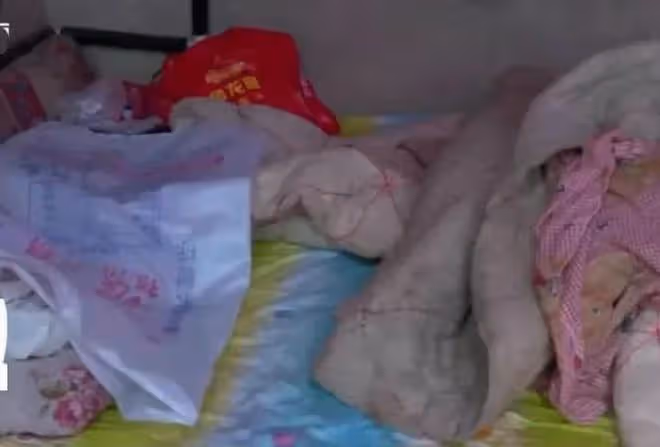 40歲女子，強迫婆婆每月交1000元生活費，直言：你就是個下堂母