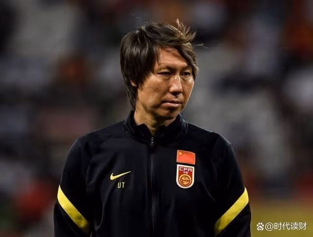 李鐵艷福不淺:場上球王場下海王,涉案金額2.7億,在國外2老婆