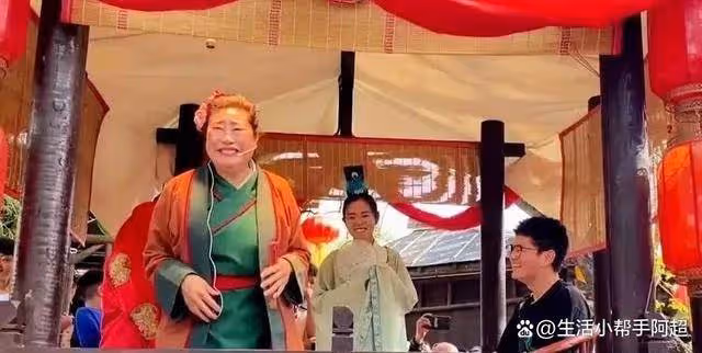 開封「王婆」稱自己年輕時是白富美!全國寶貝去談戀愛安居才能樂業