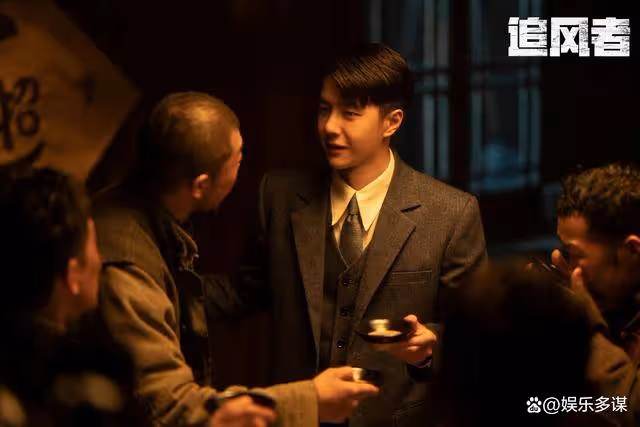 《追風者》宋先生現身救出沈近真，竟是七寶街不起眼的他，若來傻眼
