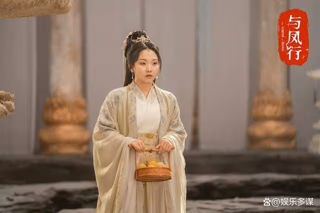 《與鳳行》靈尊沈璃師徒關係微妙，誰注意他的這句話？心疼行止
