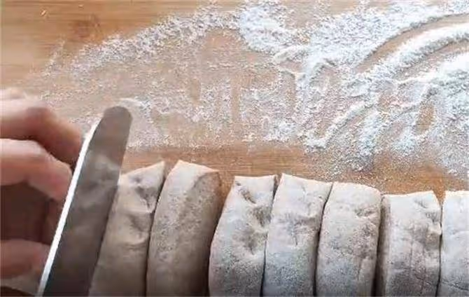 低脂飽腹全麥烤餅,一口平底鍋輕鬆搞定,做一次能吃7天