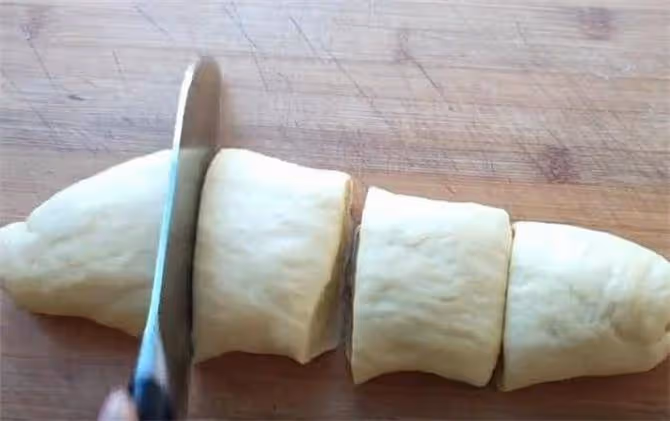 麵粉新吃法,不用烤箱,做法簡單,個個開花,比麵包鬆軟細膩好吃