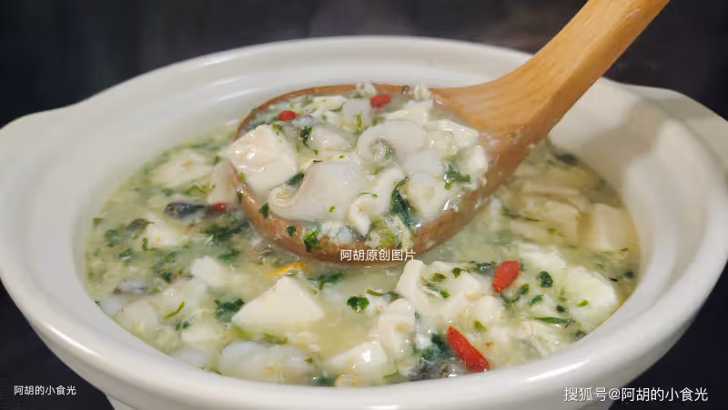 豆腐和它太絕配，一碗全是優質蛋白！煮出羹一碗，鮮香滑嫩，一人一碗鮮到飛起