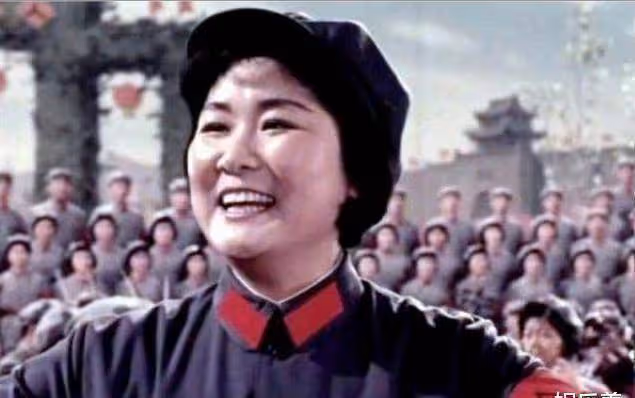 難忘馬玉濤,被王昆發現的中將歌唱家,如今84歲,看近照令人心痛
