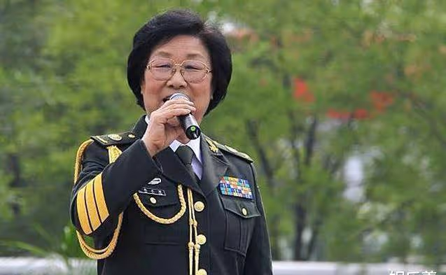 難忘馬玉濤,被王昆發現的中將歌唱家,如今84歲,看近照令人心痛