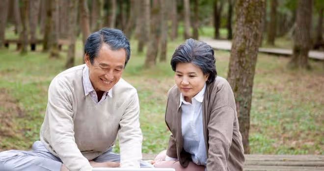 再婚5年後散夥了，70歲大爺：我負責養她，但不負責養她兒子一家