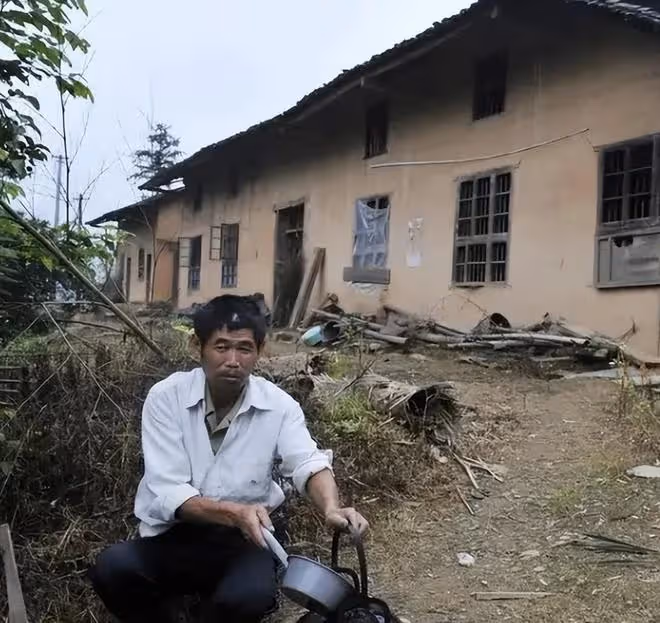 兒子去世,我傷心欲絕一人坐車去外地,車上聽見熟悉的聲音,淚奔