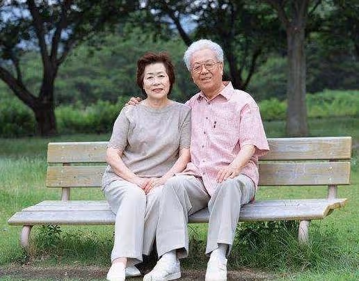 人到晚年,你之所以會晚景淒涼,往往是因為你得罪了3個人