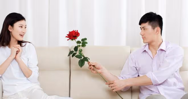 「你跟你爸媽要50萬給我弟弟買房怎麼了」妻子:滾,你沒那個資格