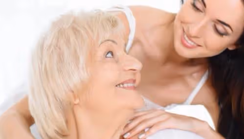 60歲大爺含淚哭訴:家有長壽老人,差點毀了我的家