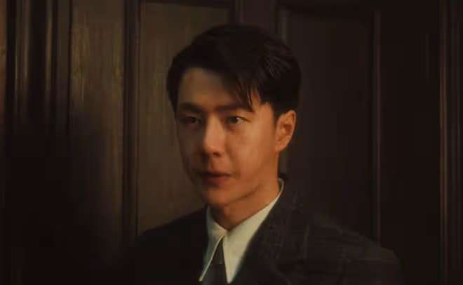《追風者》直到親手殺了李晟達,魏若來才發現,哥哥魏若川是對的