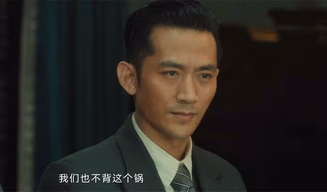 《追風者》直到親手殺了李晟達,魏若來才發現,哥哥魏若川是對的