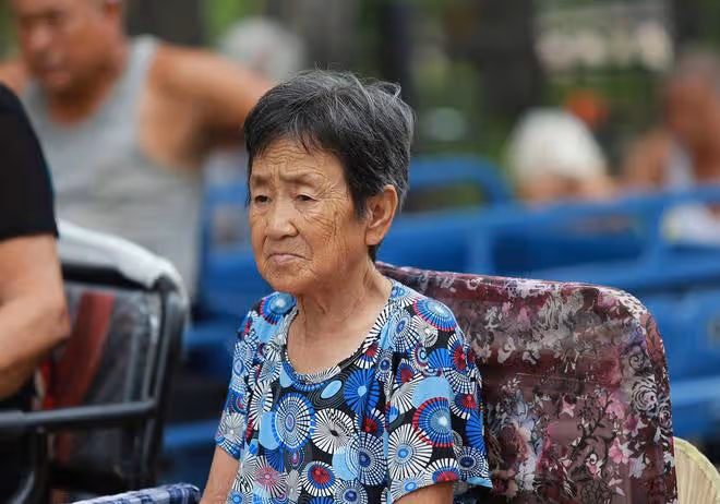 去了一趟姑媽家後發現：老思想丟不掉的老人，註定會是子女的累贅