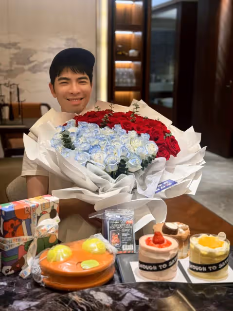獨家｜蕭敬騰37歲生日甜喊老婆「愛寶」　愛妻還原他素顏鬍子沒刮傻眼過程