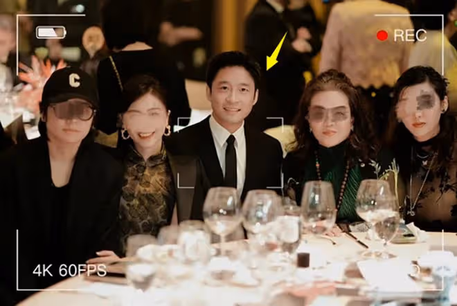 豪門不好當!霍啟剛弟弟慈善晚宴當陪客,給富婆倒酒陪笑太謙卑!