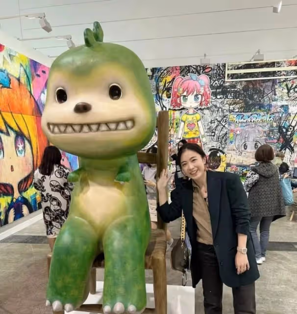巴塞爾藝術展名流雲集:郭晶晶母女打扮精緻,林青霞鄧文迪衣品好