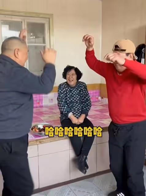 網紅五大姥爺去世，生前被兒媳虐待，住養老院被毆打，死因曝光