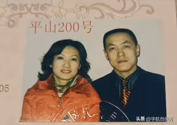 遼寧大爺遭前妻拋棄,去非洲撈金意外娶三個嬌妻,如今成人生贏家