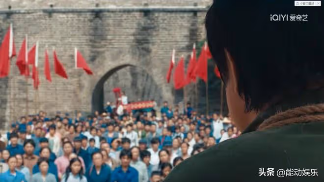 年代劇《乘風踏浪》首播口碑出爐,觀眾評論和打分都一針見血