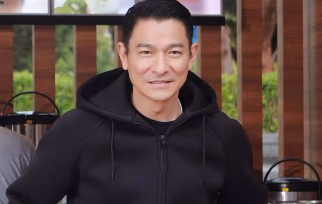 劉德華也是「女兒奴」,為了孩子三點起來做飯,爸爸的愛從不缺席