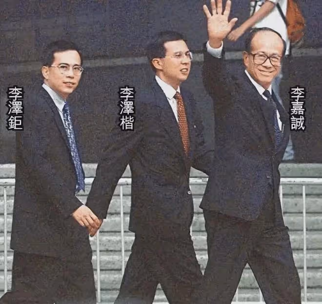 18歲李長禧：李嘉誠的長子嫡孫，比梁洛施兒子更會「投胎」