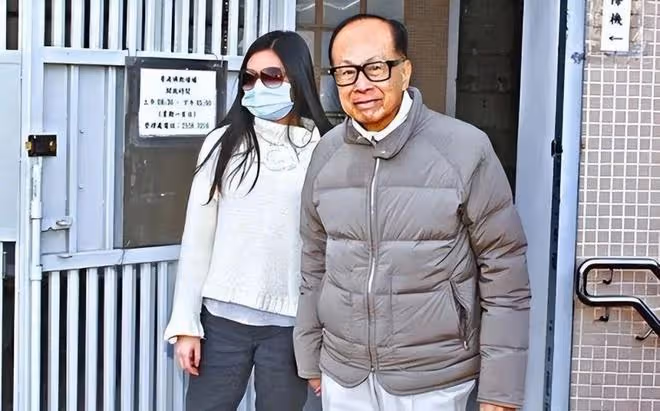18歲李長禧:李嘉誠的長子嫡孫,比梁洛施兒子更會「投胎」