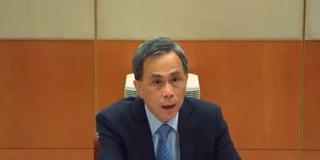 18歲李長禧:李嘉誠的長子嫡孫,比梁洛施兒子更會「投胎」