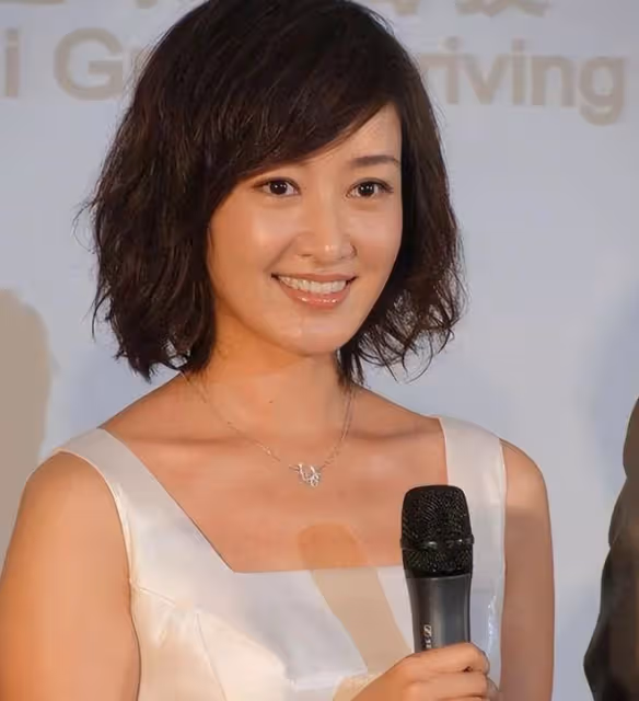 那些離開央視的女主持,從周濤到歐陽夏丹,都比董卿混得好!