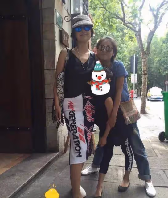 15歲文愛馬看張傑演唱會,樣貌似足文章,遺傳馬伊琍愛吃開水泡飯
