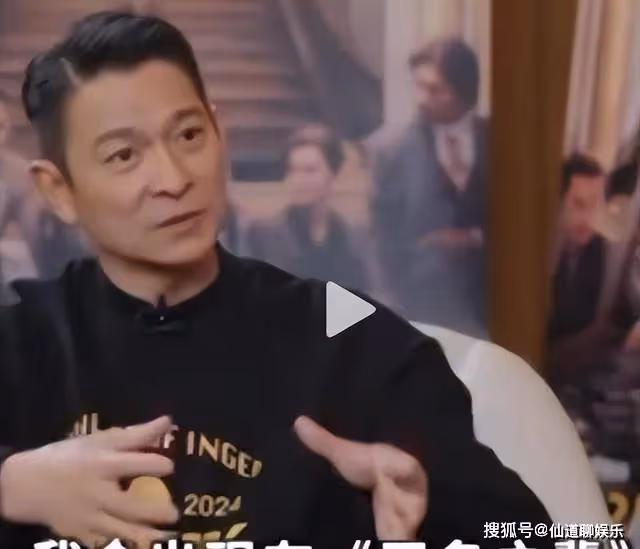 劉德華老了很多,白髮蒼蒼還有皺紋,網友:天王應該退休了!
