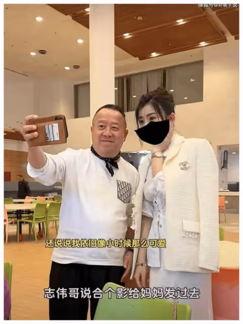 曾志偉親自歡迎女富豪,70歲元老周到款待,TVB門口細心備禮!