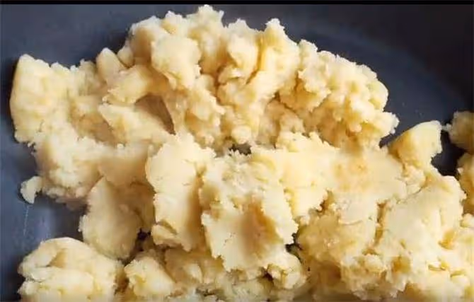 不用模具,家庭自製綠豆糕,做法簡單,夏季孩子解暑必備小零食