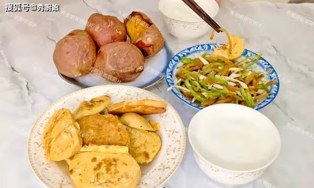 河南媳婦曬婆婆做的早餐,朋友圈火了,網友:真接地氣,給肉不換