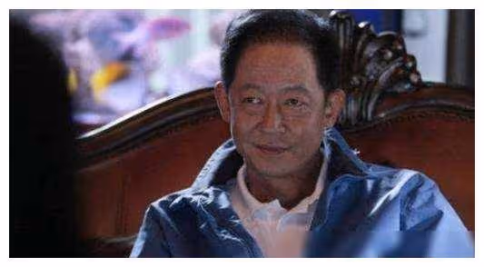 王志文近照曝光，身旁8名助理待命，8歲兒子出演電影
