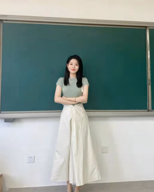 美術老師穿搭,被同事夸太知性啦