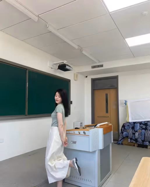 美術老師穿搭,被同事夸太知性啦