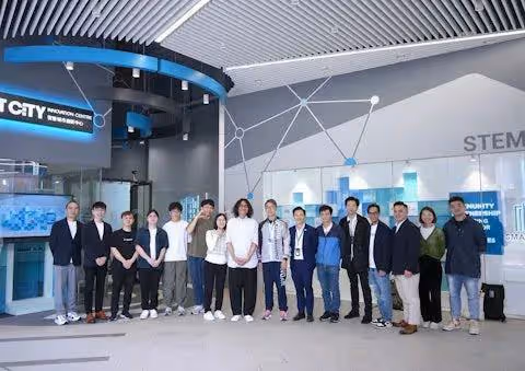 TVB人氣花旦擔任活動嘉賓合照被P走,網友生氣大罵:很不尊重