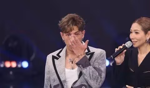 71歲殿堂級歌手狠批TVB選秀冠軍油膩誇張，大讚亞軍是可造之材