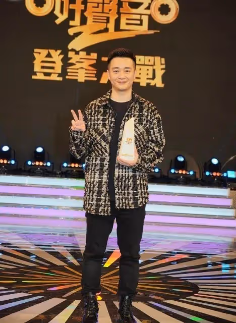 71歲殿堂級歌手狠批TVB選秀冠軍油膩誇張，大讚亞軍是可造之材