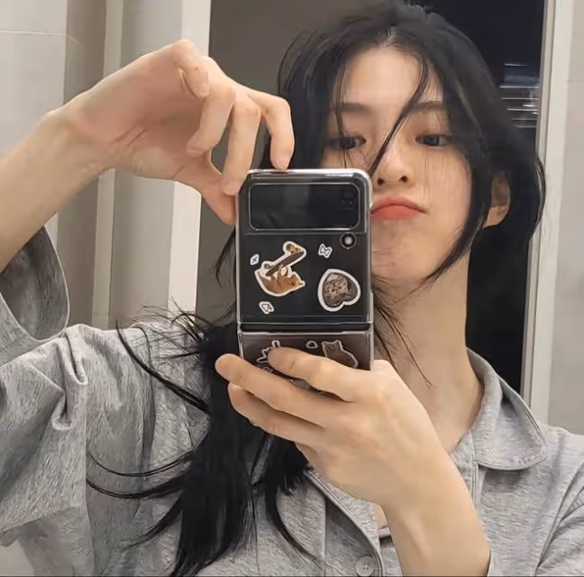 韓素希真的超愛！向柳俊烈道歉，並進行自我反省，引發全網熱議