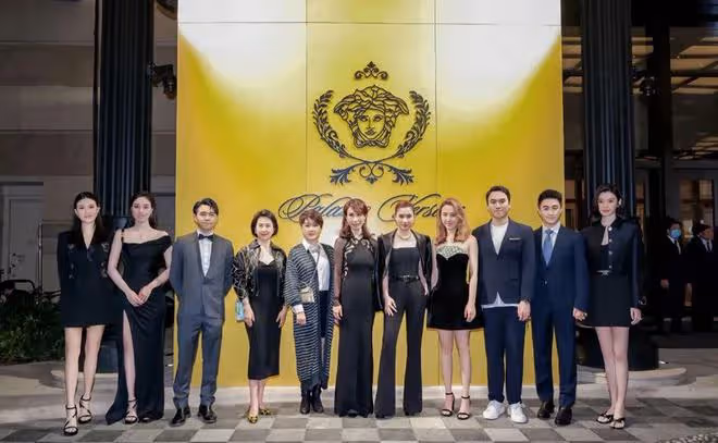 賭王女兒顏值大比拼：二三房出大美人，四房女兒少了幾分貴氣