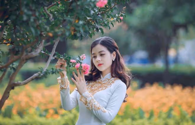 小姨把我養大，她兒子結婚我去參加婚禮，婚禮現場我決定分文不給