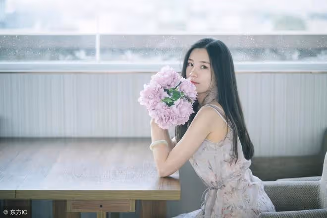 性格決定命運!這5種性格特徵的人,很容易成為大齡剩女