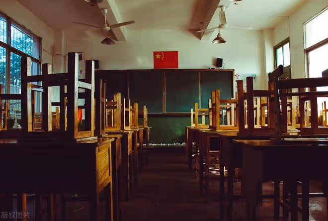 為什麼中年過後要遠離同學聚會?我的經歷,就是給大家最好的警示