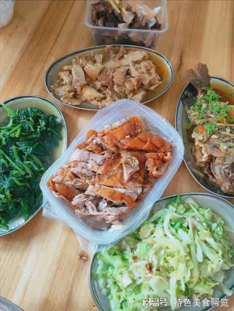 廣東打工人曬工廠伙食,迅速走紅網絡,網友:求蹭飯不要工資也行