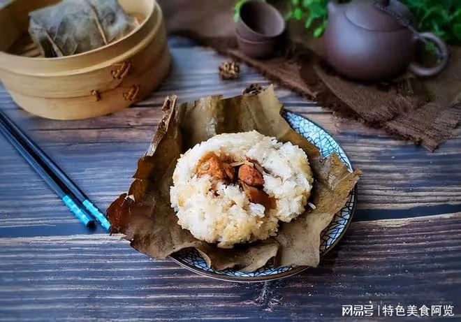 香氣四溢的家常糯米雞，美味滋補，溫暖心靈