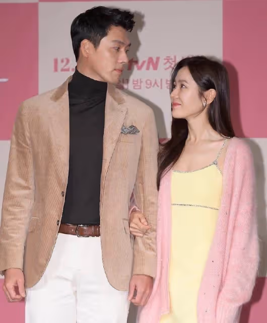 孫藝珍與玄彬，慶祝結婚兩周年，曬出優雅婚紗照，透露甜蜜的現狀